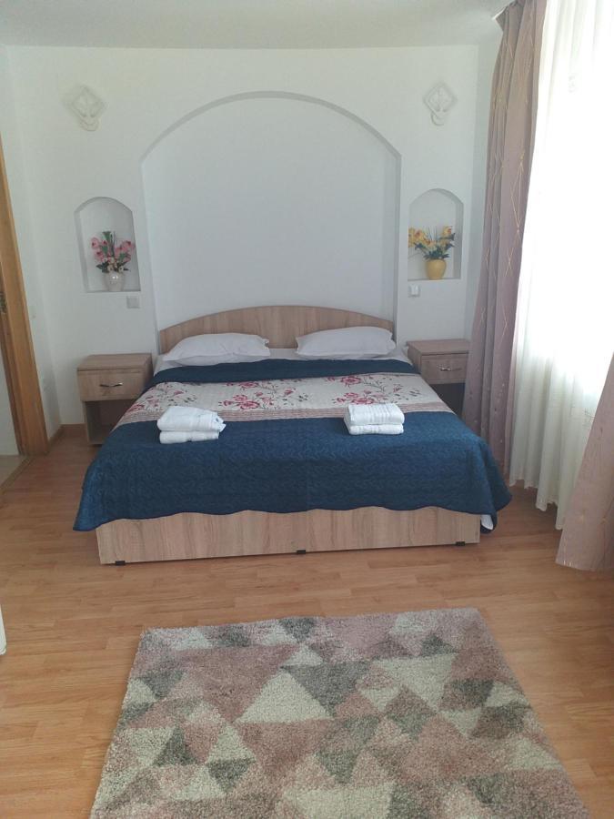 Miraj Hotel Azuga Bagian luar foto